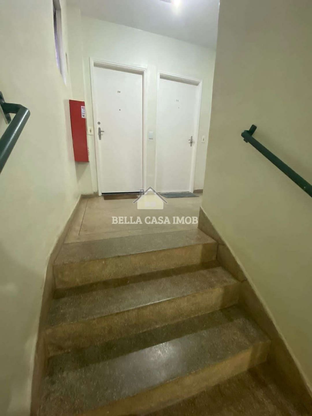 Apartamento à venda com 2 quartos, 80m² - Foto 24