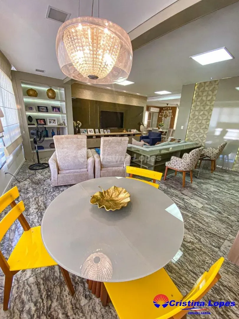 Cobertura, 4 quartos, 341 m² - Foto 2