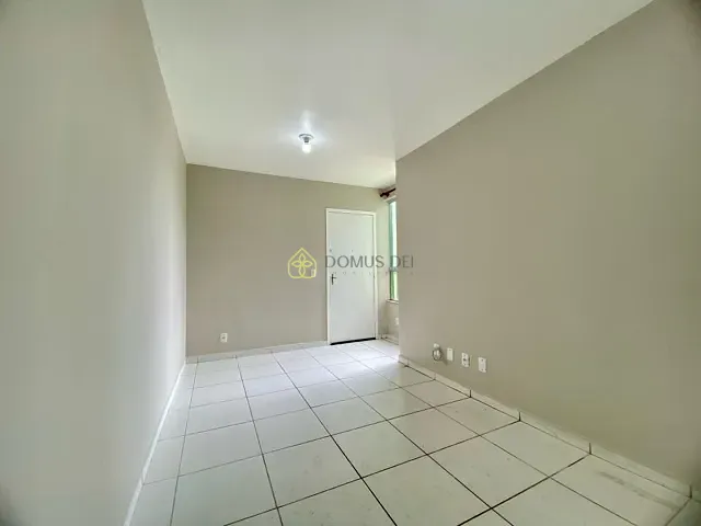 Apartamento com 50m² 2 quartos e 1 banheiro, à venda, no bairro Parque Independência em Barra Mansa