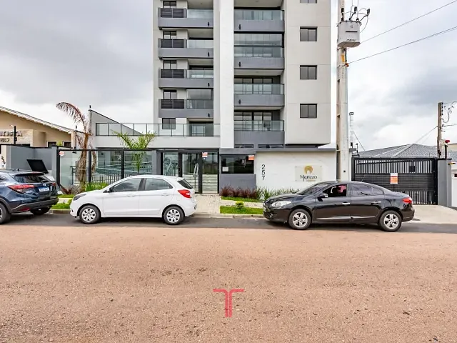 Apartamento com 104m² 2 quartos e 2 banheiros, à venda, no bairro Capão Raso em Curitiba