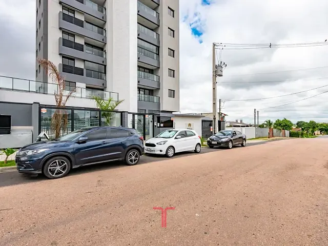 Apartamento com 104m² 2 quartos e 2 banheiros, à venda, no bairro Capão Raso em Curitiba