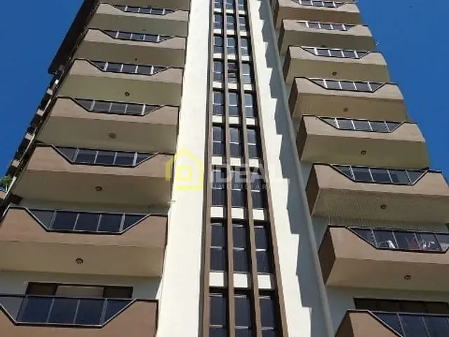 Apartamento 3 quartos e 2 banheiros, à venda, no bairro Centro em Concórdia