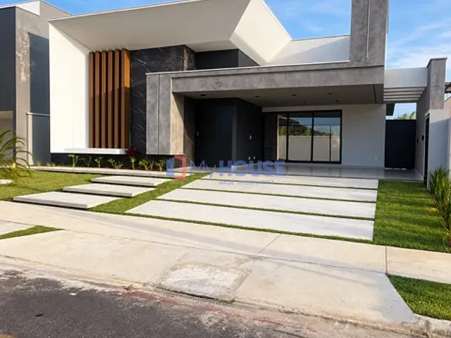 Casa 3 quartos e 5 banheiros, à venda, no bairro Nossa Senhora da Vitória em Ilhéus