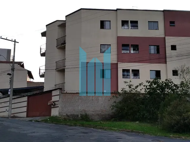 Apartamento 2 quartos e 1 banheiro, à venda, no bairro Vila Caio Junqueira em Poços de Caldas