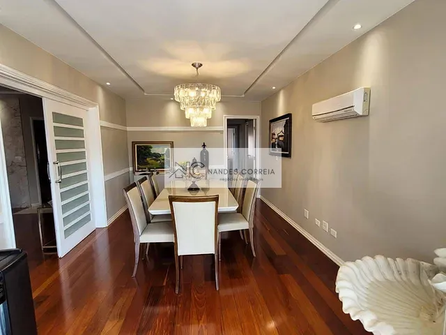 Apartamento com 578m² 4 quartos e 6 banheiros, à venda, no bairro Centro em Londrina