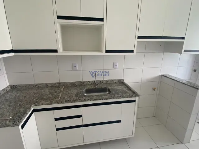 Apartamento 3 quartos e 1 banheiro, à venda, no bairro Jardim Oriente em São José dos Campos