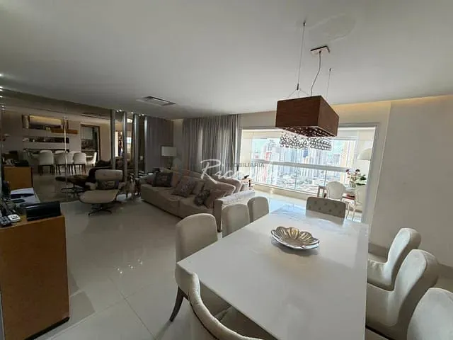 Apartamento 3 quartos e 4 banheiros, à venda, no bairro Setor Marista em Goiânia