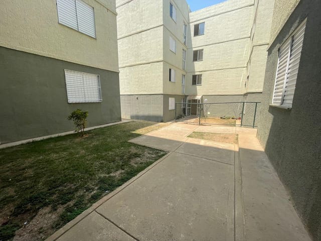 Apartamento 2 quartos e 1 banheiro, à venda, no bairro Icaivera em Betim