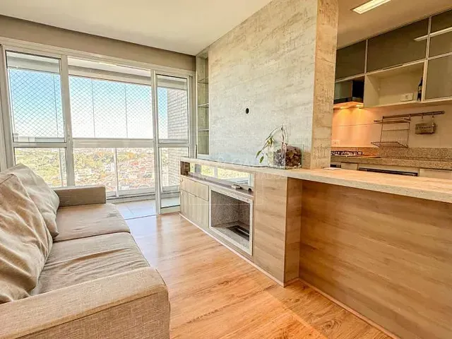 Apartamento com 77m² 3 quartos e 2 banheiros, à venda, no bairro Cristo Rei em Curitiba