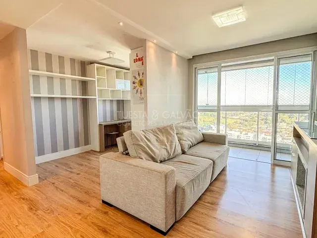 Apartamento com 77m² 3 quartos e 2 banheiros, à venda, no bairro Cristo Rei em Curitiba