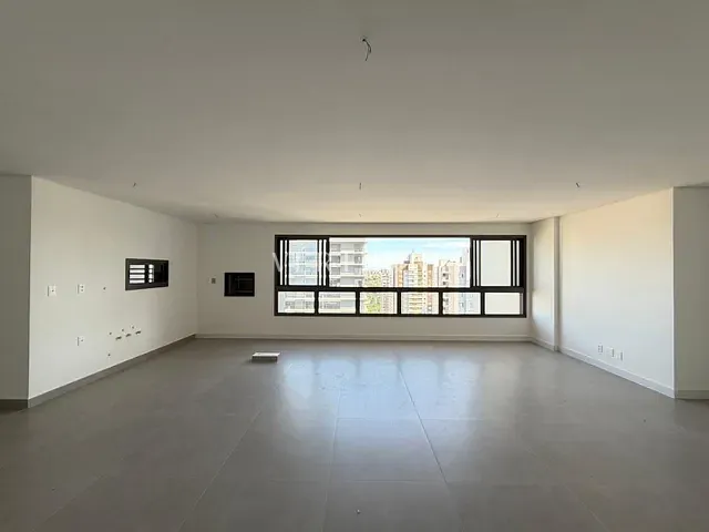 Apartamento com 268m² 3 quartos e 4 banheiros, à venda, no bairro Gleba Fazenda Palhano em Londrina