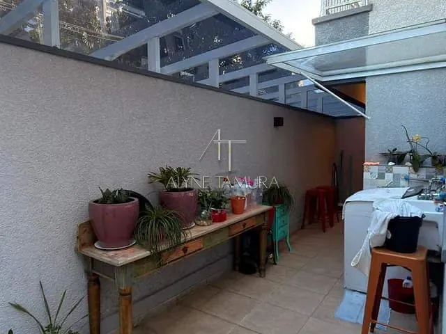 Apartamento 2 quartos e 2 banheiros, à venda, no bairro Cerâmica em São Caetano do Sul