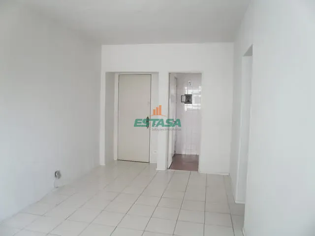 Apartamento 2 quartos e 3 banheiros, à venda ou para alugar, no bairro Taquara em Rio de Janeiro