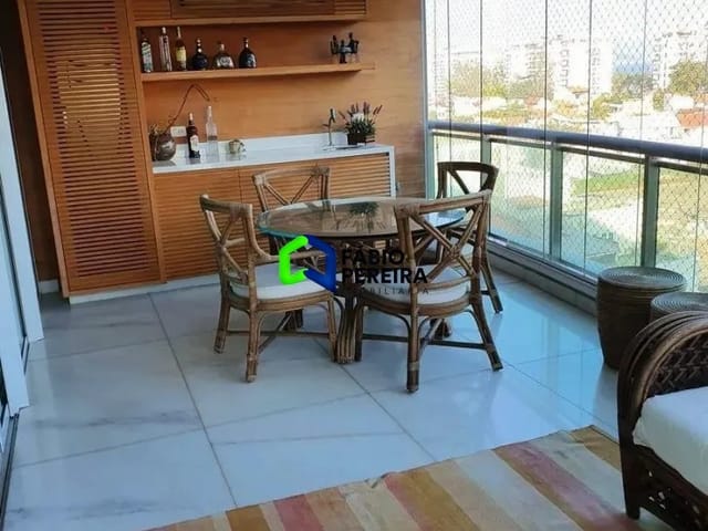 Apartamento com 281m² 4 quartos e 5 banheiros, à venda, no bairro Barra da Tijuca em Rio de Janeiro
