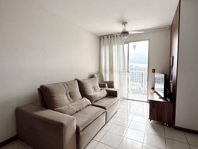Apartamento com 60m² 2 quartos e 2 banheiros, à venda, no bairro Parque Residencial Laranjeiras em Serra