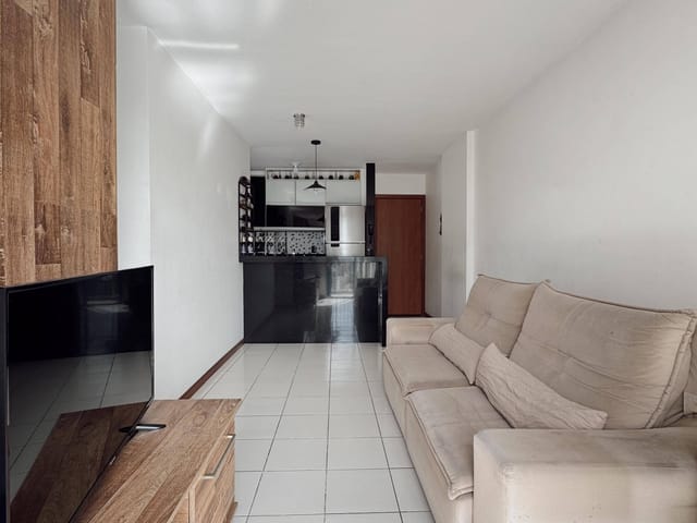 Apartamento com 60m² 2 quartos e 2 banheiros, à venda, no bairro Parque Residencial Laranjeiras em Serra