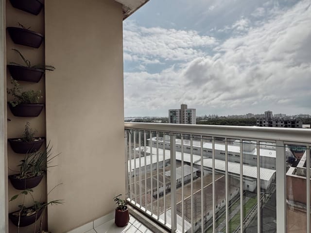 Apartamento com 60m² 2 quartos e 2 banheiros, à venda, no bairro Parque Residencial Laranjeiras em Serra