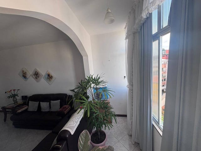 Apartamento 2 quartos e 2 banheiros, à venda, no bairro Brotas em Salvador