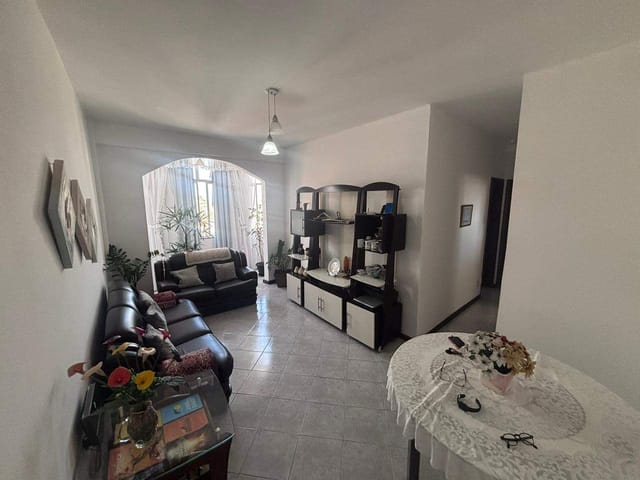 Apartamento 2 quartos e 2 banheiros, à venda, no bairro Brotas em Salvador