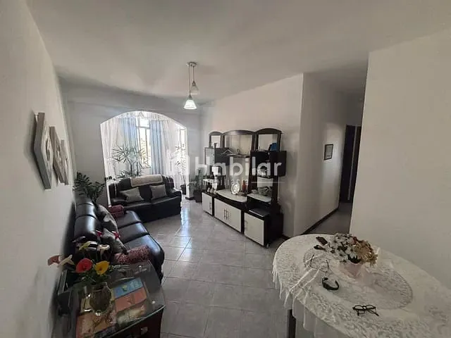 Apartamento 2 quartos e 2 banheiros, à venda, no bairro Brotas em Salvador