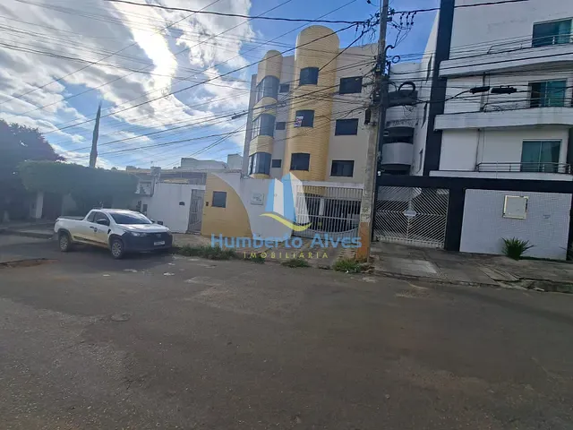 Apartamento 3 quartos e 2 banheiros, à venda, no bairro Candeias em Vitória da Conquista