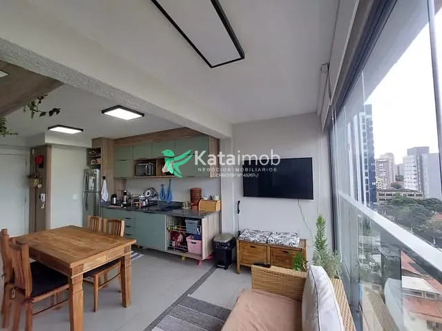 Apartamento 1 quarto e 1 banheiro, à venda ou para alugar, no bairro Vila Monte Alegre em São Paulo