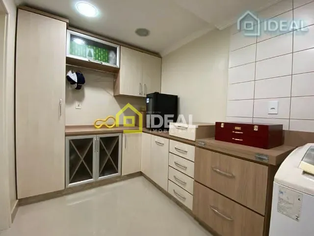Apartamento 4 quartos e 4 banheiros, à venda, no bairro Centro em Concórdia