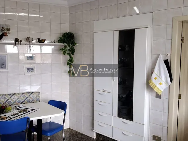 Apartamento com 445m² 5 quartos e 3 banheiros, à venda, no bairro Caiçaras em Londrina