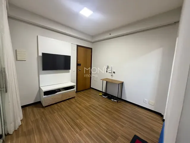 Apartamento 2 quartos e 1 banheiro, à venda, no bairro Zona Industrial (Guará) em Brasília