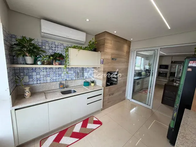 Apartamento 4 quartos e 5 banheiros, à venda, no bairro Setor Marista em Goiânia