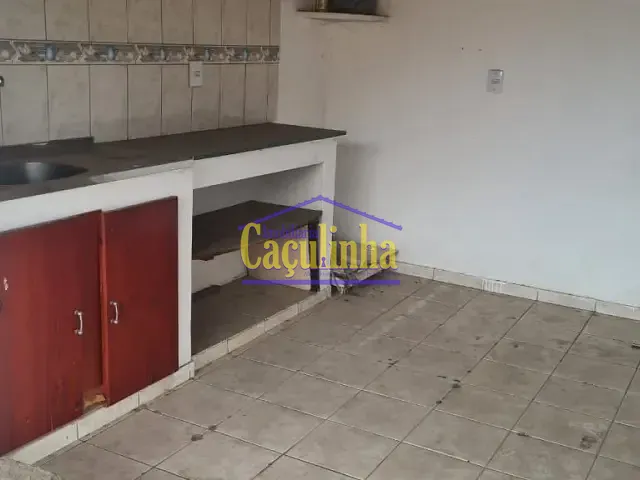 Apartamento com 80m², para alugar, no bairro Centro em Barra do Piraí