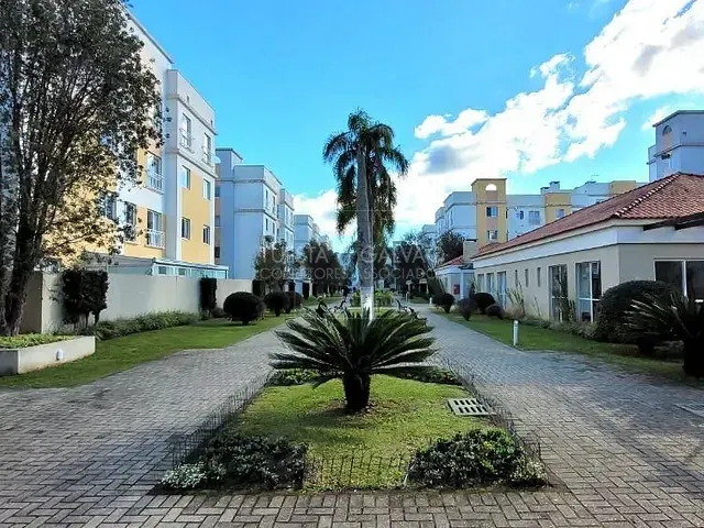 Apartamento com 60m² 3 quartos e 1 banheiro, à venda, no bairro Capão Raso em Curitiba