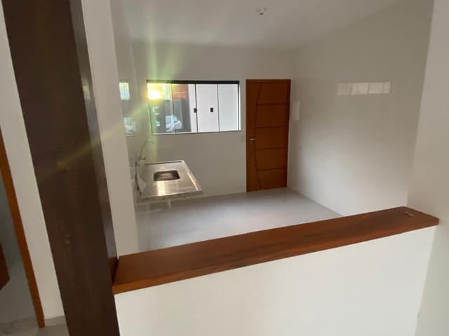Apartamento 2 quartos e 2 banheiros, à venda, no bairro Jardim Mariléa em Rio das Ostras