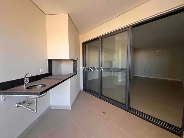 Apartamento 3 quartos e 2 banheiros, à venda, no bairro Centro em Londrina