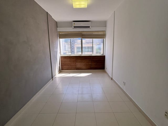 Apartamento com 63m² 2 quartos e 2 banheiros, à venda, no bairro Ipanema em Rio de Janeiro
