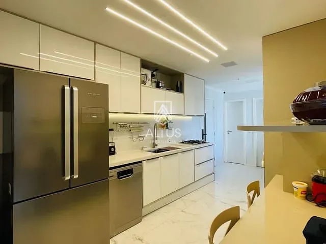 Apartamento 3 quartos e 1 banheiro, à venda, no bairro Pituaçu em Salvador