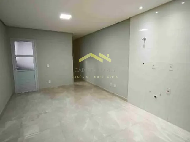 Apartamento com 50m² 2 quartos e 1 banheiro, à venda, no bairro Parque Oratório em Santo André