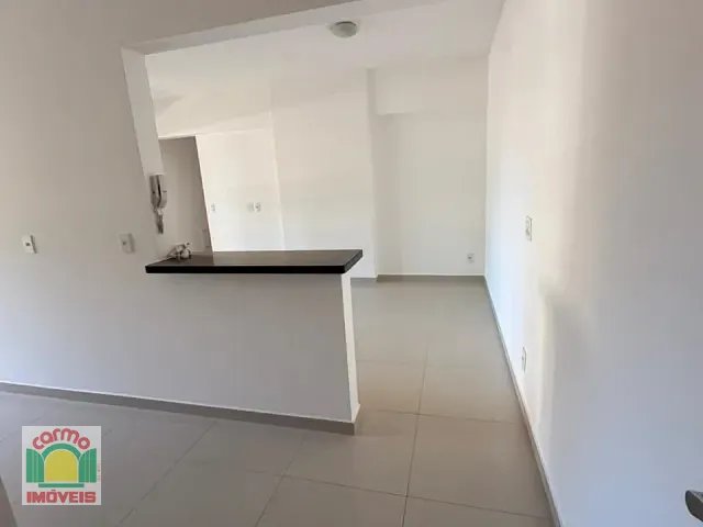 Apartamento 3 quartos e 2 banheiros, para alugar, no bairro Jundiaí em Anápolis