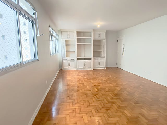 Apartamento com 196m² 3 quartos e 3 banheiros, à venda, no bairro Itaim Bibi em São Paulo