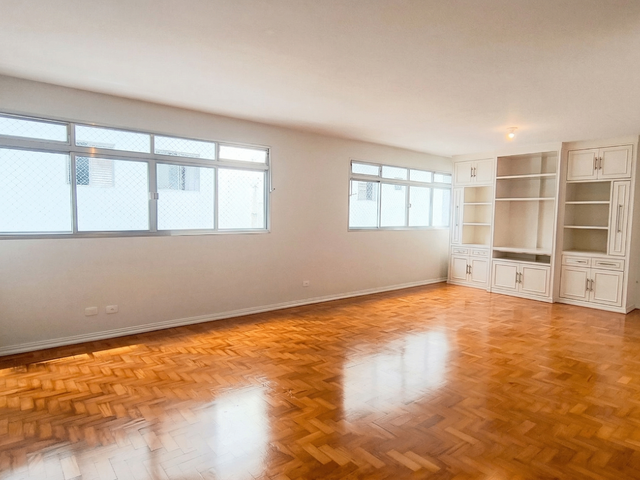 Apartamento com 196m² 3 quartos e 3 banheiros, à venda, no bairro Itaim Bibi em São Paulo