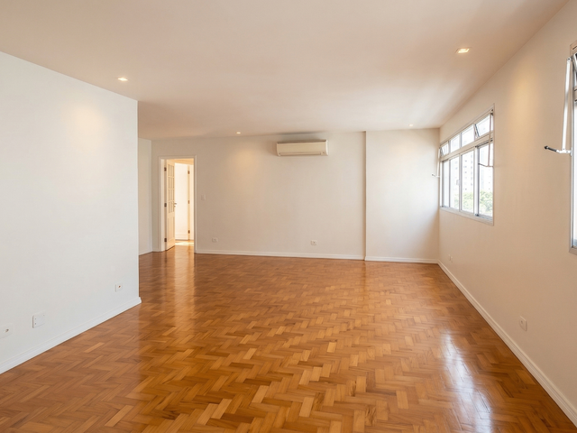 Apartamento com 196m² 3 quartos e 3 banheiros, à venda, no bairro Itaim Bibi em São Paulo