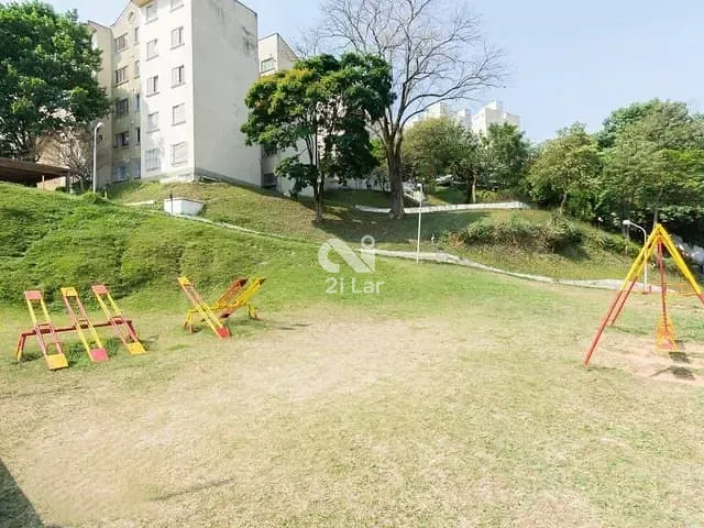 Apartamento 2 quartos e 1 banheiro, à venda, no bairro São Pedro em Osasco