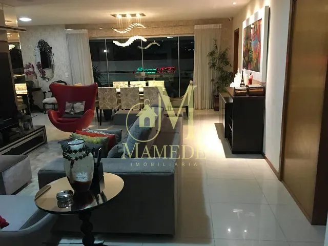 Apartamento 4 quartos e 5 banheiros, à venda, no bairro Batista Campos em Belém