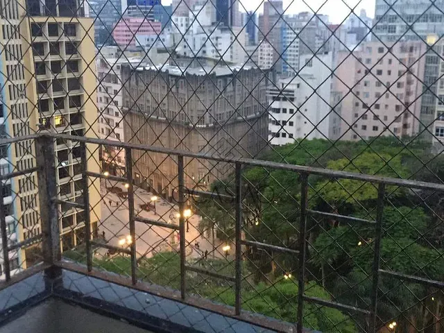 Apartamento 3 quartos e 2 banheiros, à venda, no bairro Centro em Curitiba