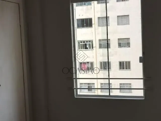 Apartamento 3 quartos e 2 banheiros, à venda, no bairro Centro em Curitiba