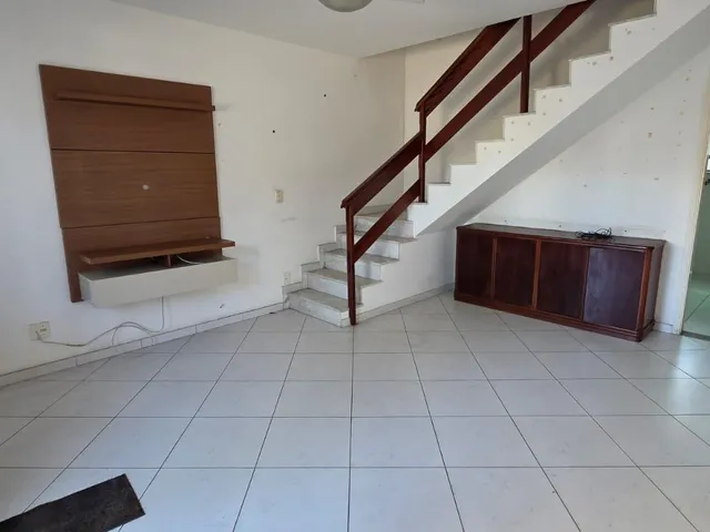 Apartamento 2 quartos e 1 banheiro, à venda, no bairro Balneário Remanso em Rio das Ostras