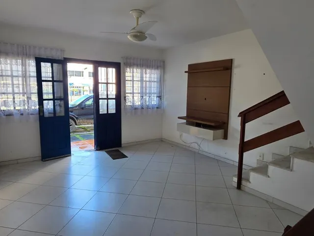 Apartamento 2 quartos e 1 banheiro, à venda, no bairro Balneário Remanso em Rio das Ostras