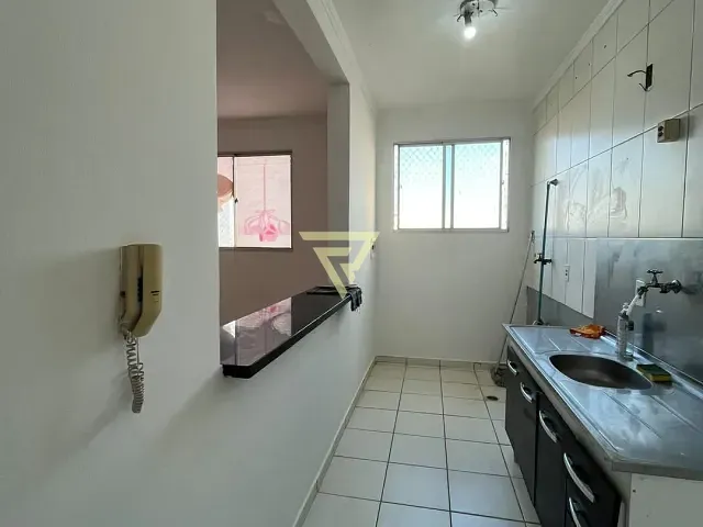 Apartamento 2 quartos e 1 banheiro, à venda, no bairro Sumarezinho em Ribeirão Preto