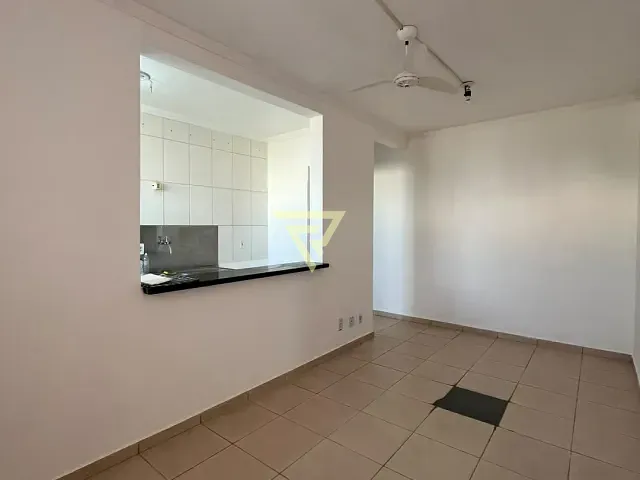 Apartamento 2 quartos e 1 banheiro, à venda, no bairro Sumarezinho em Ribeirão Preto