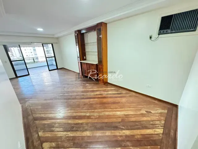 Apartamento 3 quartos e 4 banheiros, à venda, no bairro Setor Oeste em Goiânia